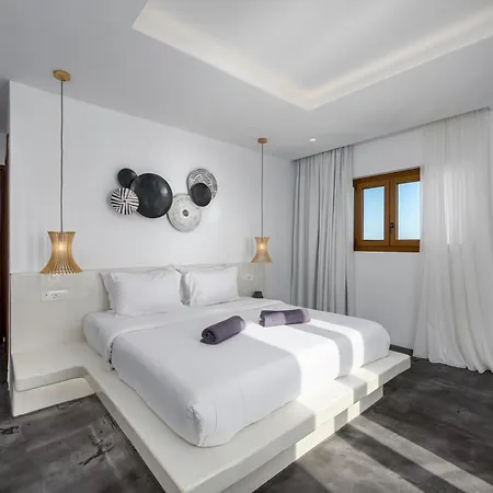 Hotel apartamentowy Leon Luxury Imerovigli (Santorini)