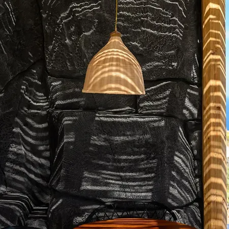 Leon Luxury 易莫洛林