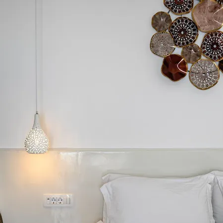 Leon Luxury Aparthotel 4*