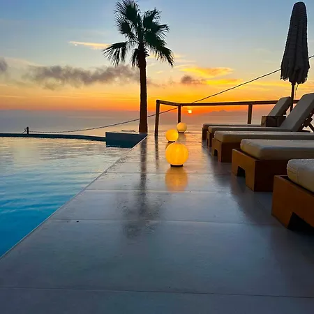 Lejlighedshotel Leon Luxury Imerovigli (Santorini)