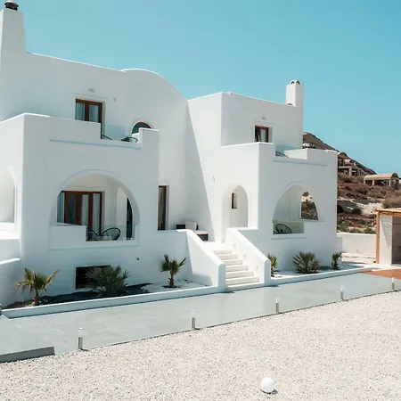 Leon Luxury 4* Imerovigli (Santorini)