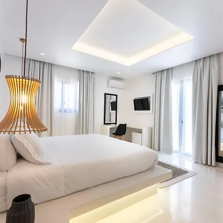 Leon Luxury