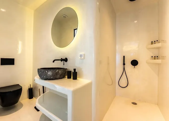 Leon Luxury Aparthotel Imerovigli (Santorini)