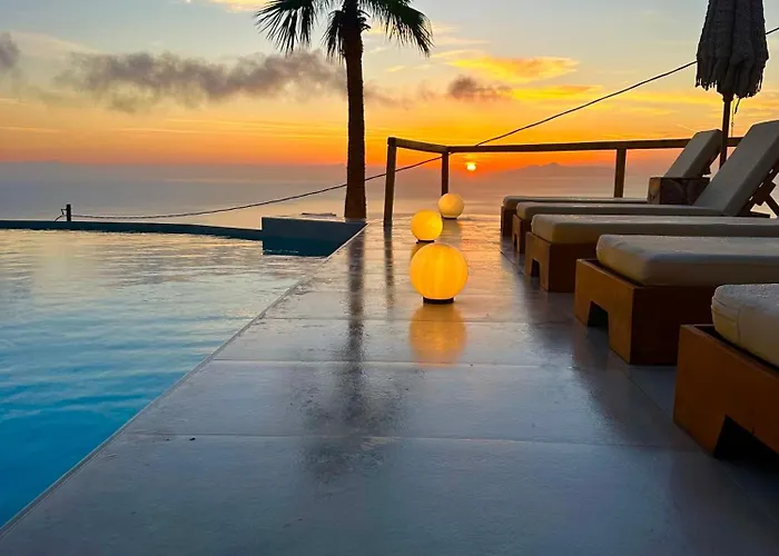 Aparthotel Leon Luxury Imerovigli (Santorini)