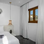 Leon Luxury