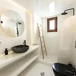 Leon Luxury Aparthotel Imerovigli (Santorini)