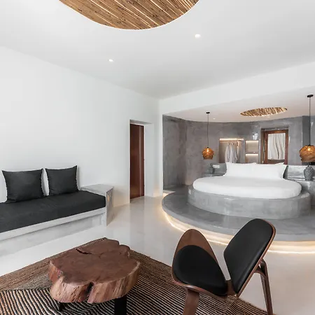 Leon Luxury