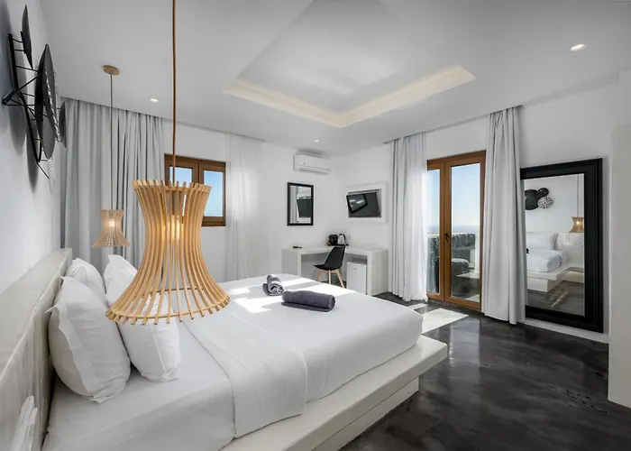 Leon Luxury Apartmanhotel Imerovígli