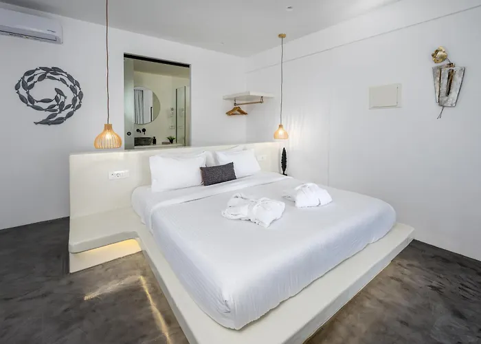 Leon Luxury Lägenhetshotell 4*