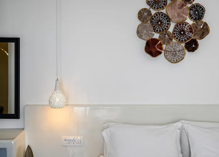 Leon Luxury Lägenhetshotell 4*