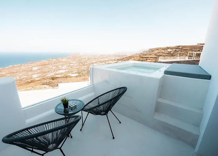 Leon Luxury Lägenhetshotell 4*